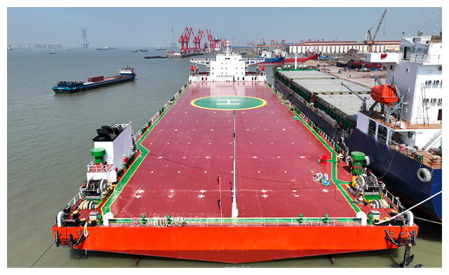 03. Uusi LCT-proomun&auml;ytt&ouml;-3