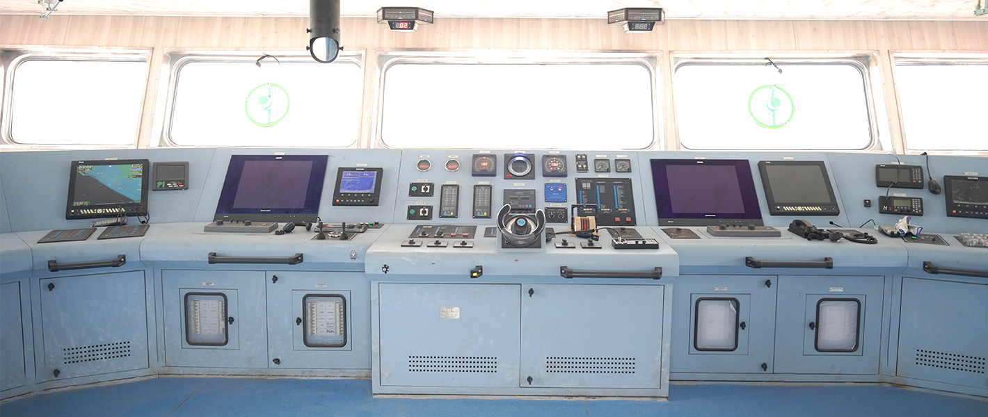 &Ouml;ljytankkerin s&auml;hk&ouml;laitteet