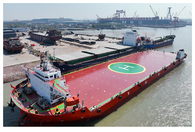 03.Uusi LCT-proomun n&auml;ytt&ouml;-4