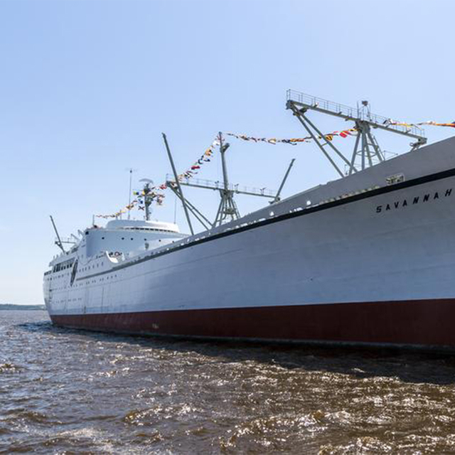 Nestemäinen tummanvihreä suunniteltu meripinnoite