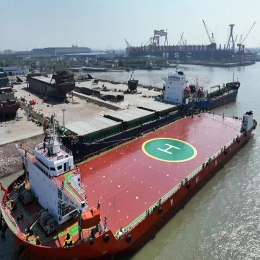 Miksi LCT-proomut ovat ihanteellisia raskaiden lastien kuljetuksiin matalissa vesissä?