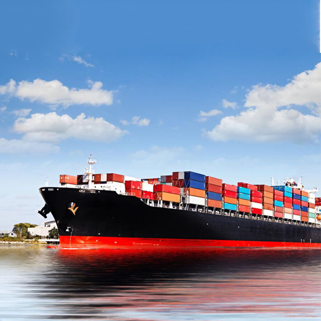 Ruostumattomasta teräksestä valmistettu suuri säilytysastia